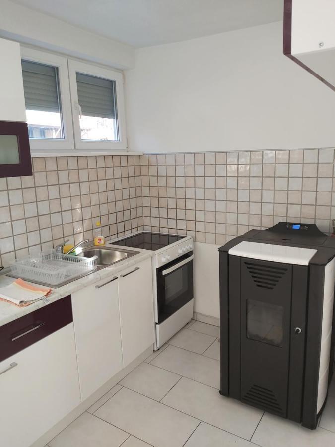 Apartman Aladin Біхач Екстер'єр фото