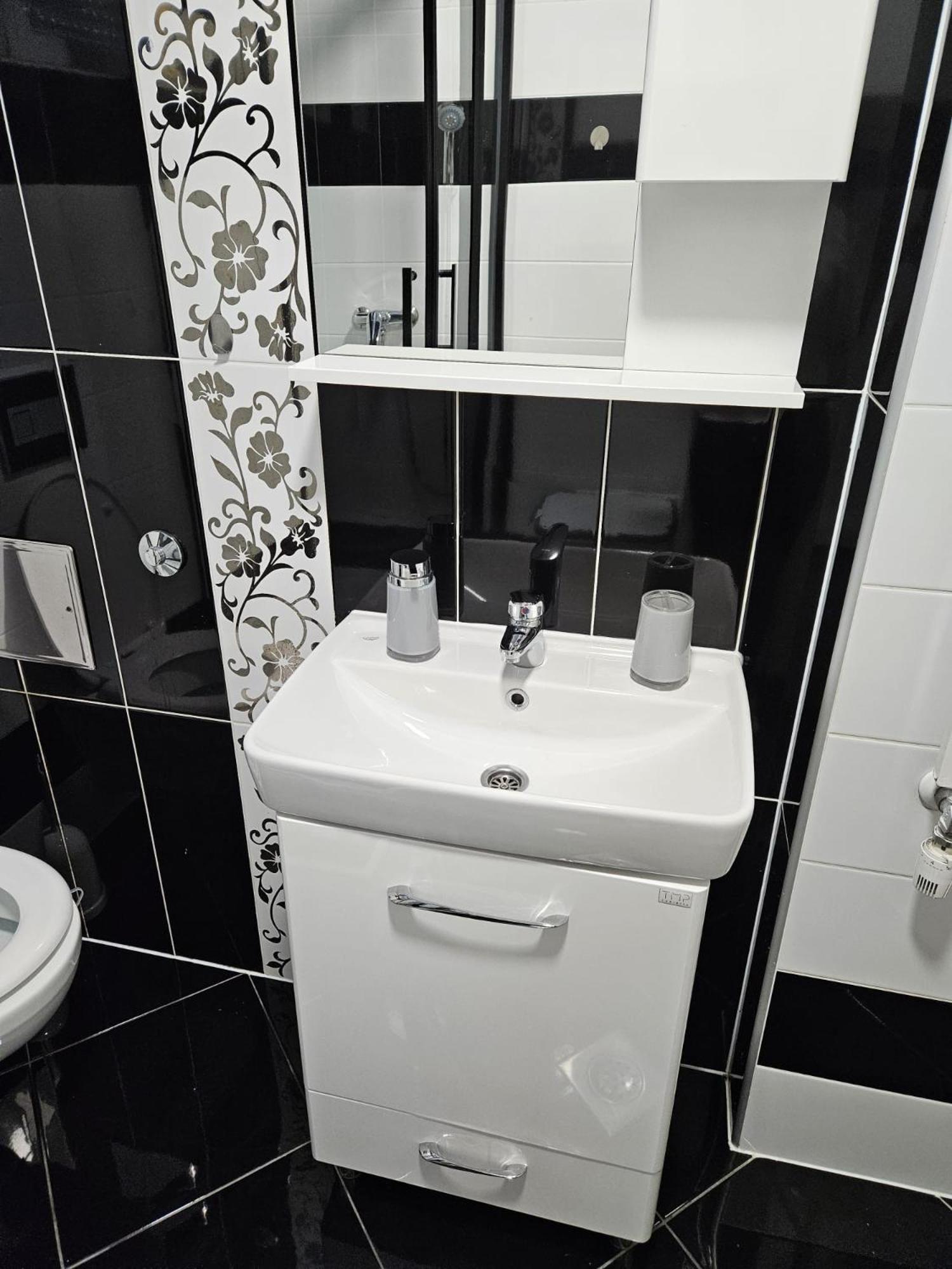 Apartman Aladin Біхач Екстер'єр фото