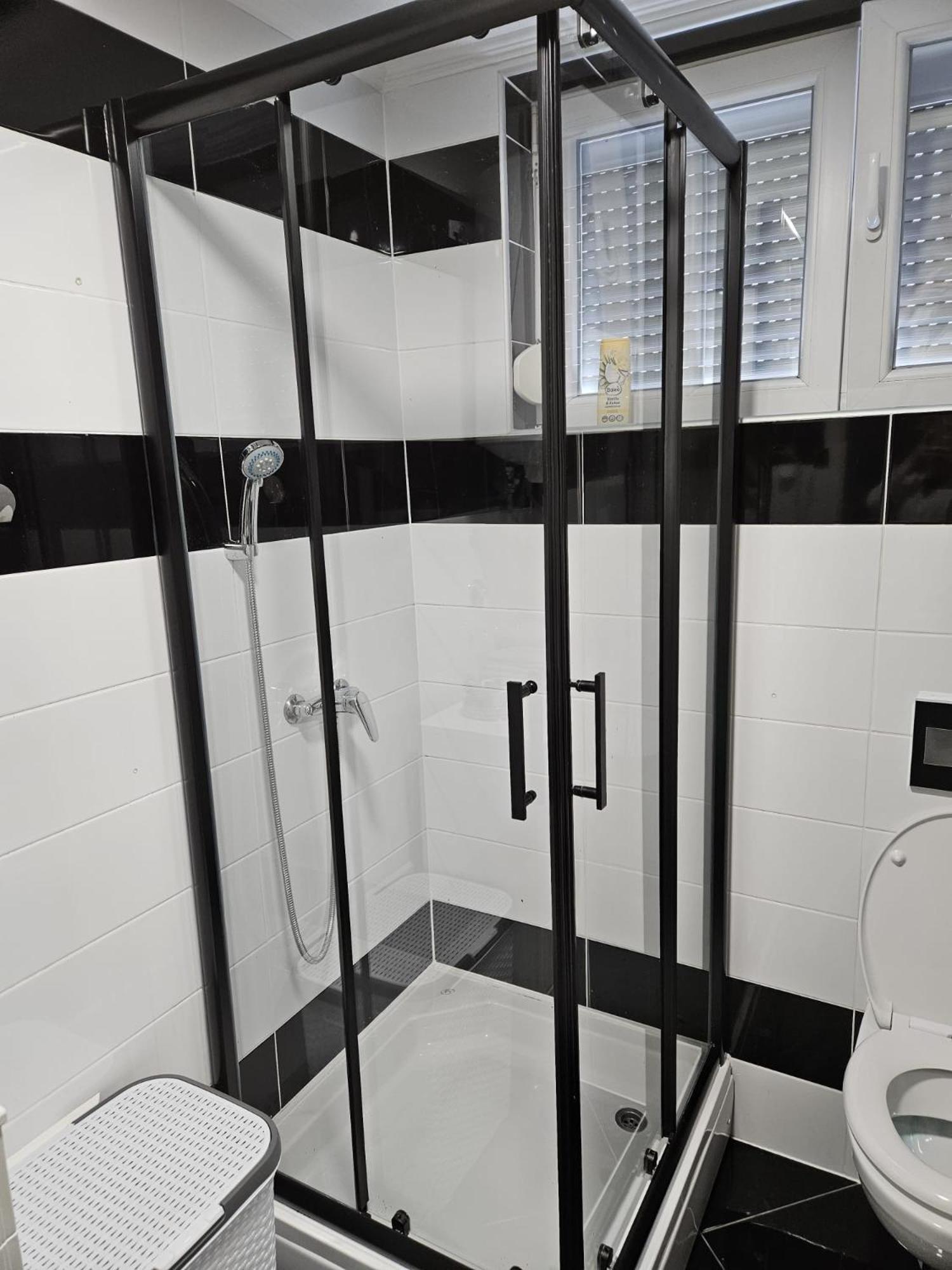 Apartman Aladin Біхач Екстер'єр фото